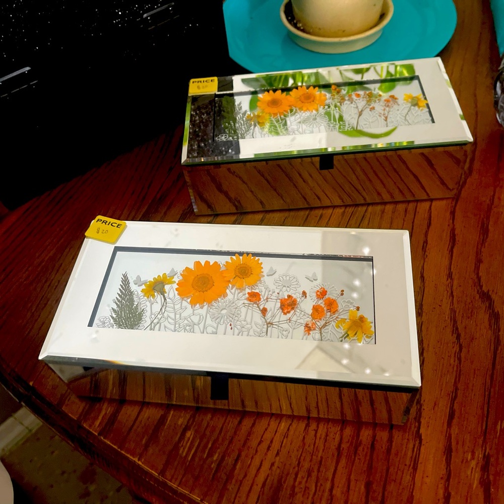 Jewelry boxes brand new